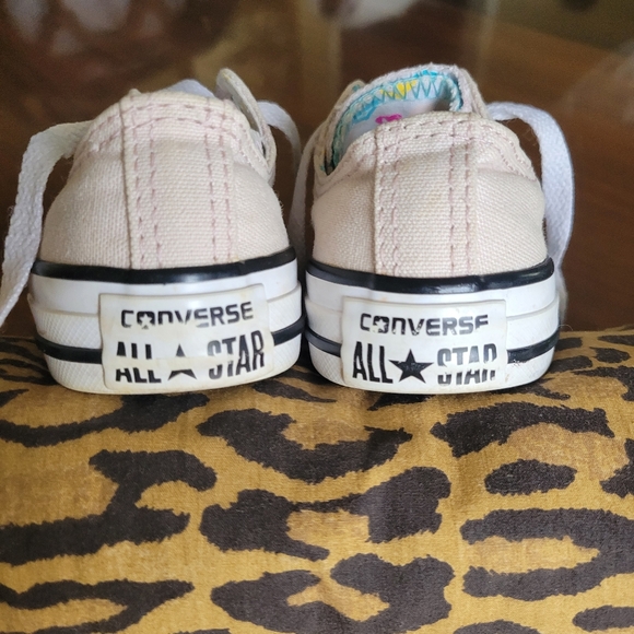 Converse All Star shoes, kids. Light pink/cream color (see pics) girls size 13 - Picture 9 of 9